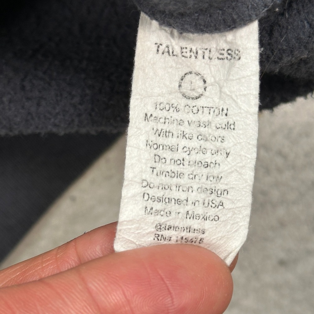 Talentless Hoodie Men's Size Large Heavyweight Sweatshirt Pullover Outdoor. - Picture 5 of 6